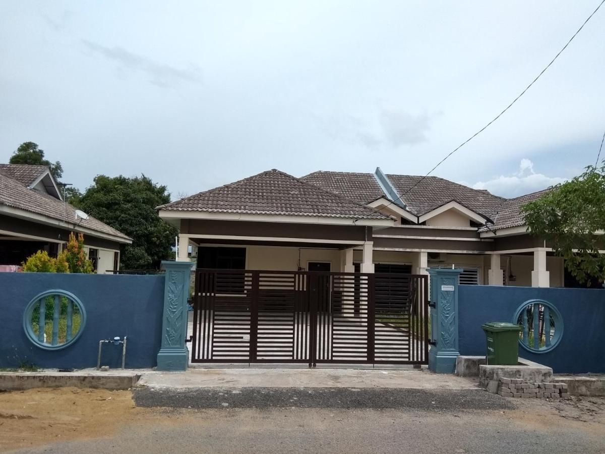 Homestay Pekan BDR Luaran gambar